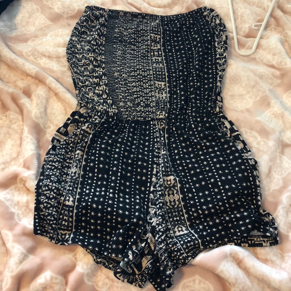 Forever 21 strapless romper